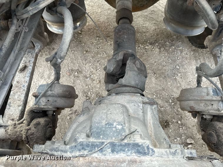 image for item DV0652 2011 Freightliner  Cascadia semi truck