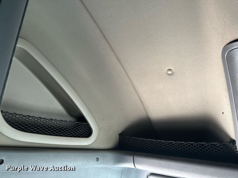 image for item DV0652 2011 Freightliner  Cascadia semi truck