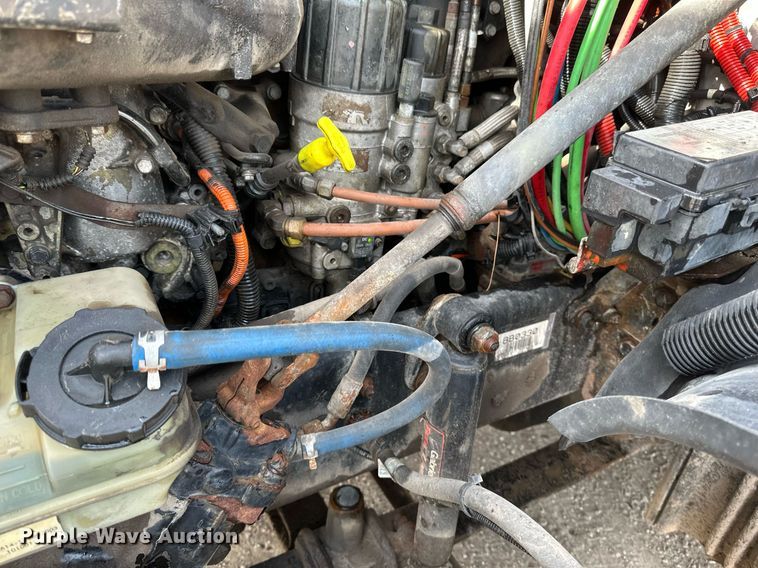 image for item DV0652 2011 Freightliner  Cascadia semi truck