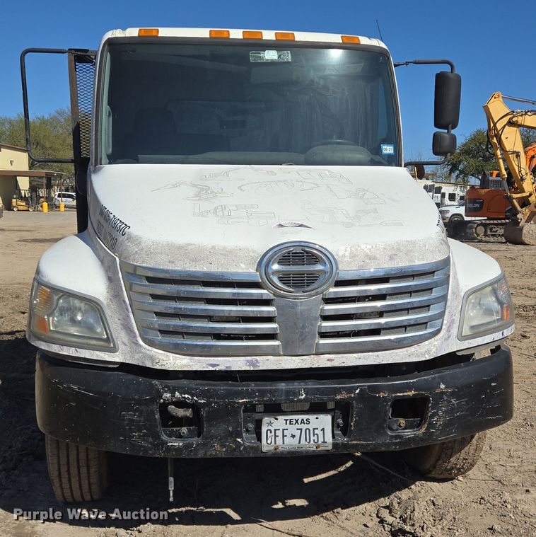 image for item DV1327 2008 Hino 268 flatbed truck