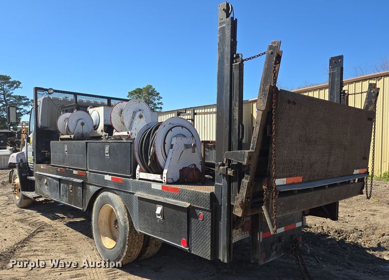 image for item DV1327 2008 Hino 268 flatbed truck