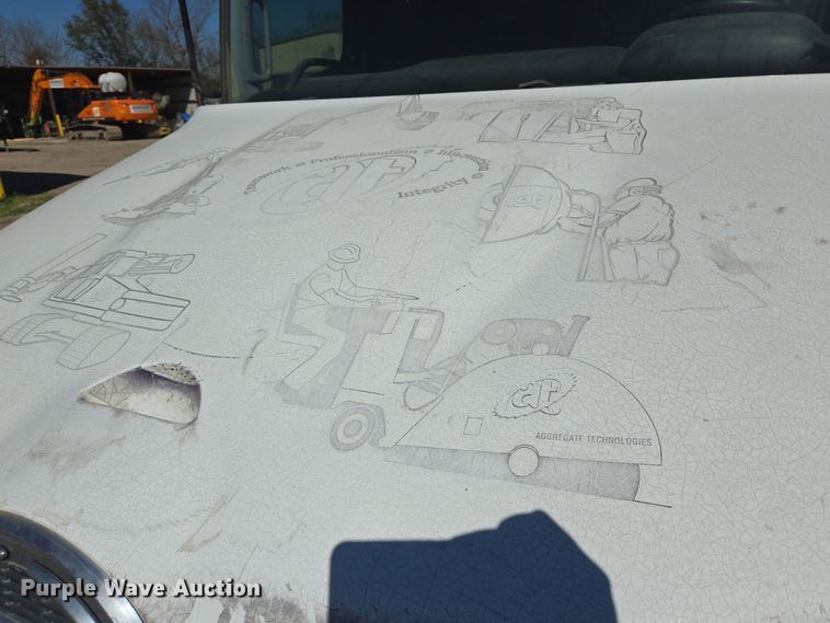 image for item DV1327 2008 Hino 268 flatbed truck