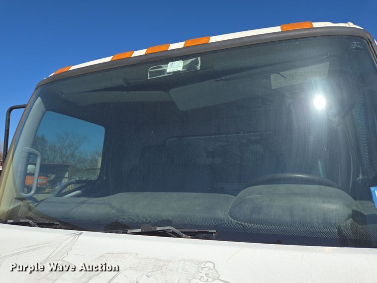 image for item DV1327 2008 Hino 268 flatbed truck