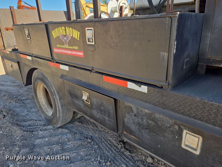 image for item DV1327 2008 Hino 268 flatbed truck