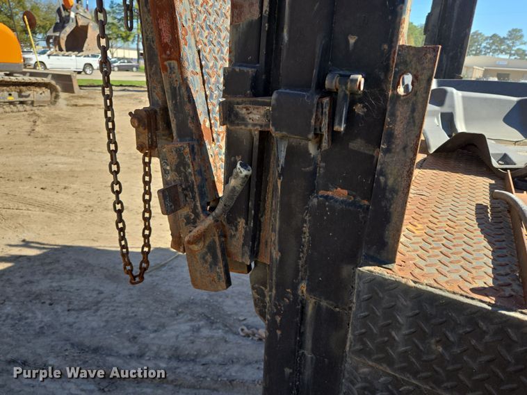 image for item DV1327 2008 Hino 268 flatbed truck