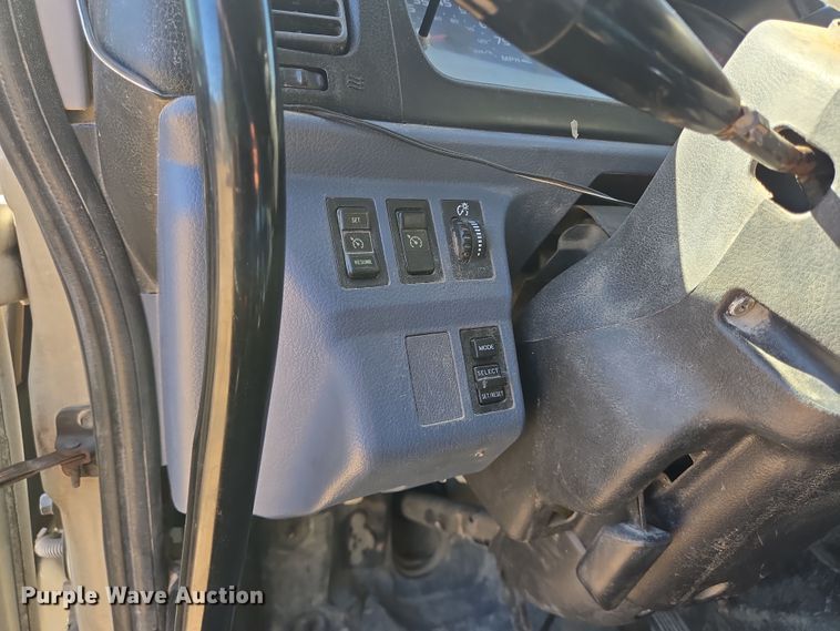 image for item DV1327 2008 Hino 268 flatbed truck