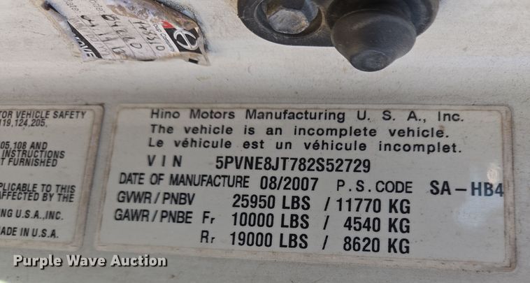 image for item DV1327 2008 Hino 268 flatbed truck