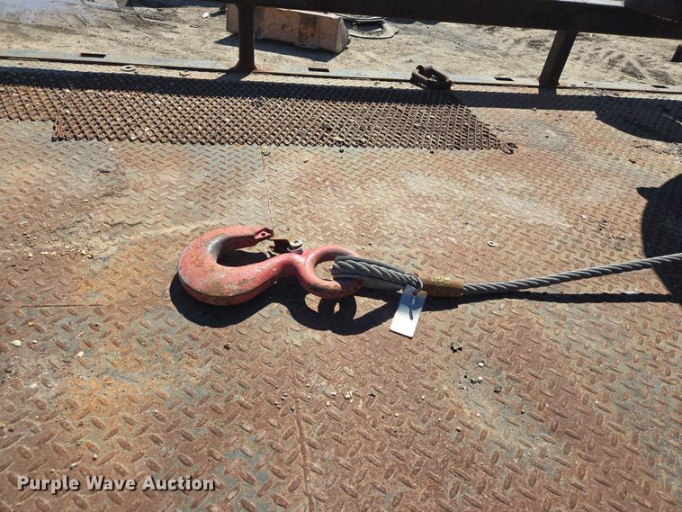 image for item DV1329 2006 Mack CNX613 rollback truck