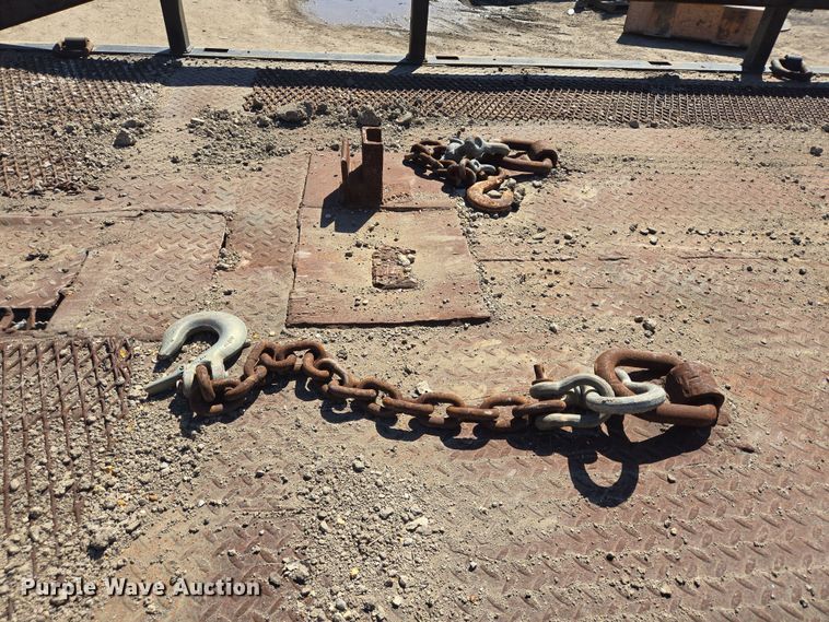 image for item DV1329 2006 Mack CNX613 rollback truck