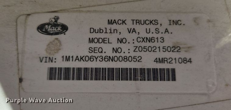image for item DV1329 2006 Mack CNX613 rollback truck
