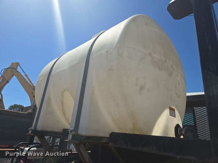 image for item DV1330 2004 Mack CX613 rollback truck