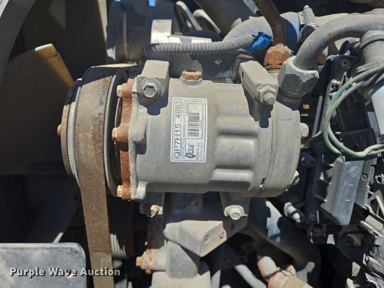 image for item DV1330 2004 Mack CX613 rollback truck