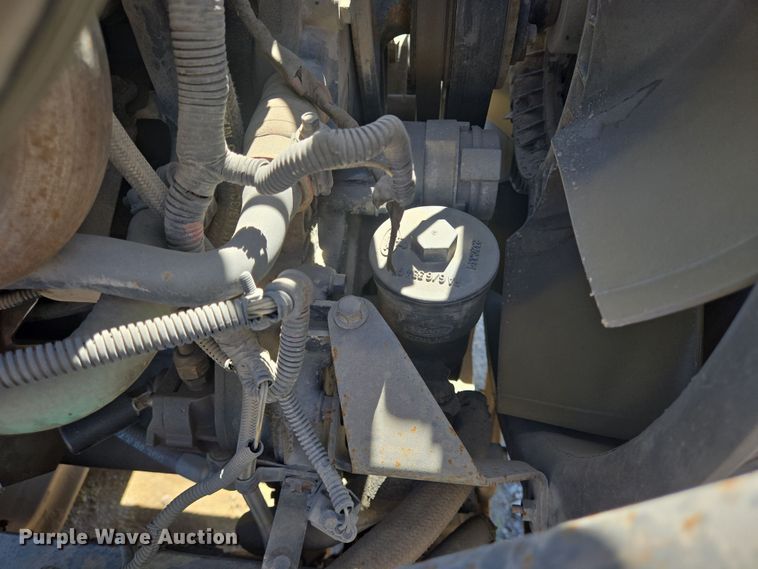 image for item DV1330 2004 Mack CX613 rollback truck