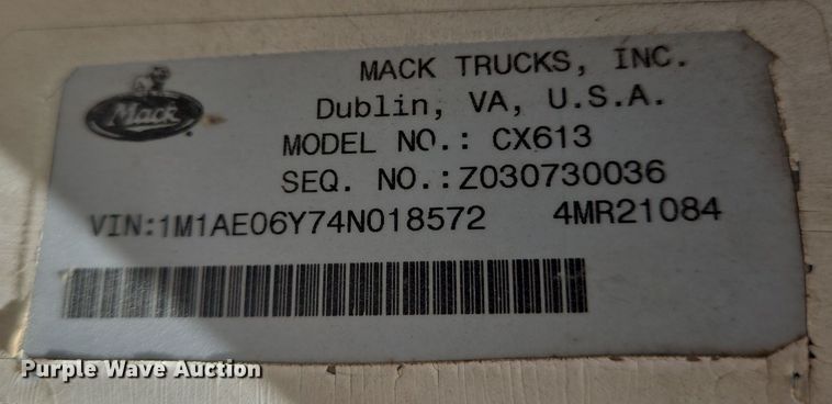 image for item DV1330 2004 Mack CX613 rollback truck