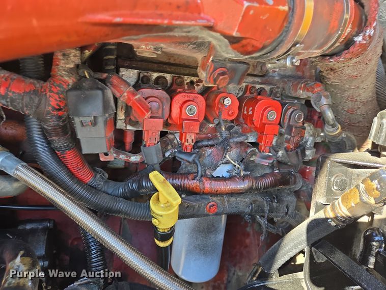 image for item DV1370 2009 Peterbilt 387 semi truck