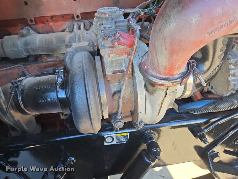 image for item DV1370 2009 Peterbilt 387 semi truck