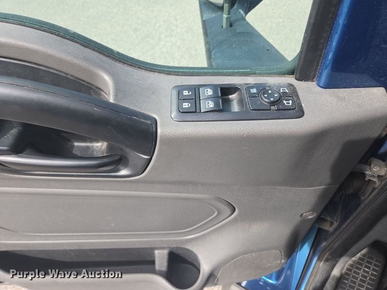 image for item DW1859 2018 International LT625 semi truck