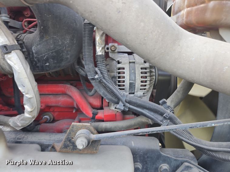 image for item DW1859 2018 International LT625 semi truck