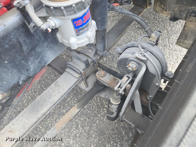 image for item DW1859 2018 International LT625 semi truck