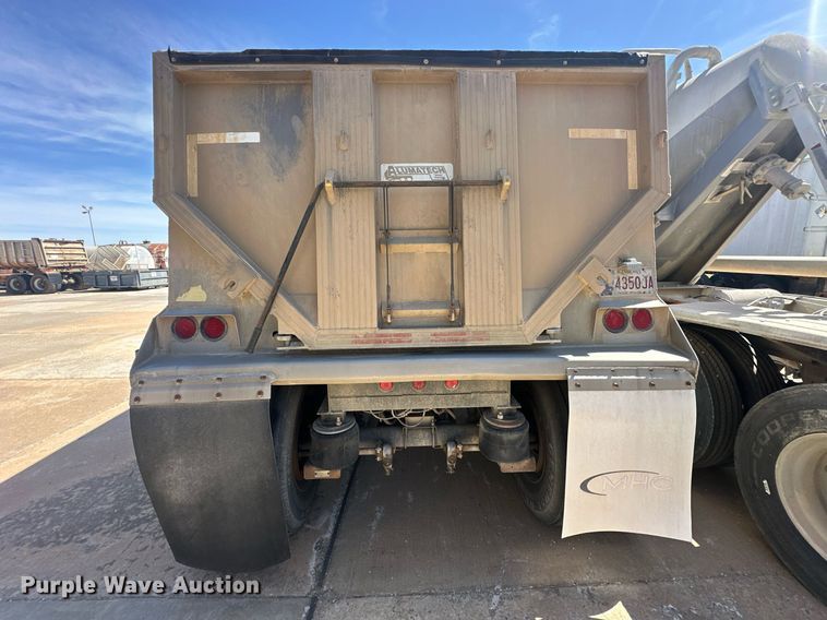 image for item DW5086 2004 Everlite end dump trailer