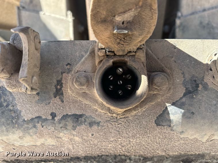 image for item DW5086 2004 Everlite end dump trailer