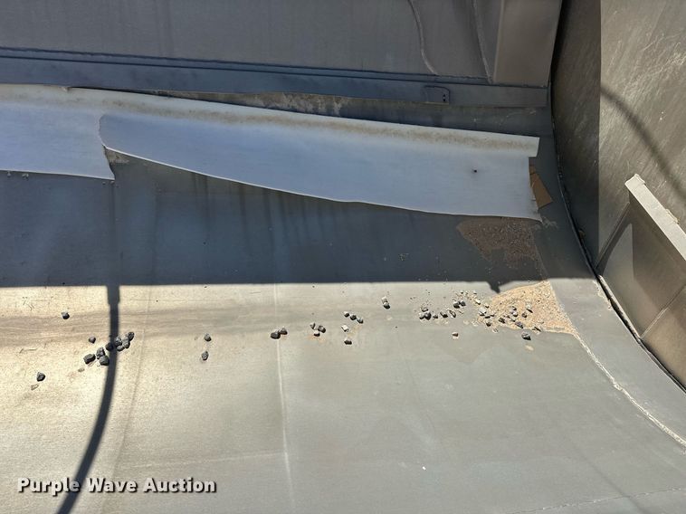 image for item DW5086 2004 Everlite end dump trailer