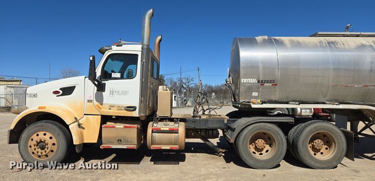 image for item DW8512 2018 Peterbilt 567 semi truck