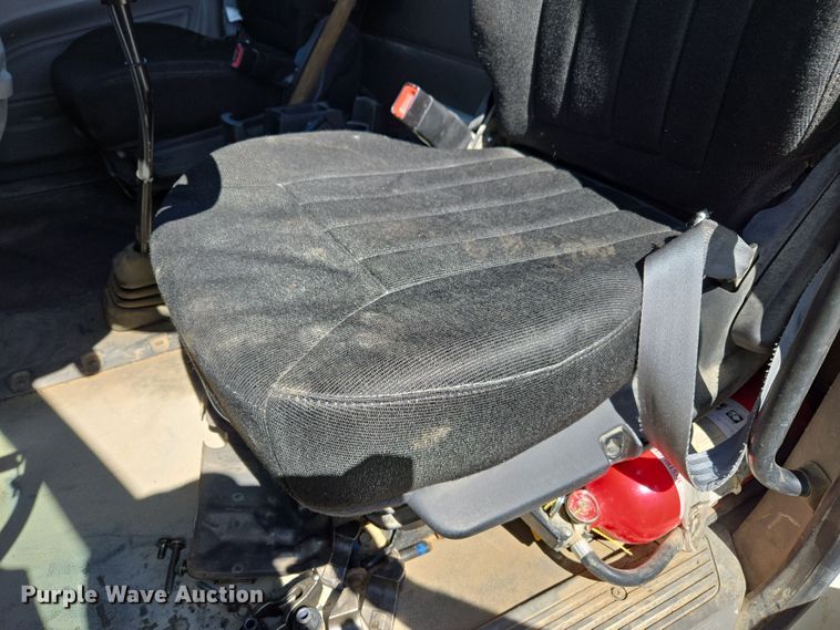 image for item DW8512 2018 Peterbilt 567 semi truck