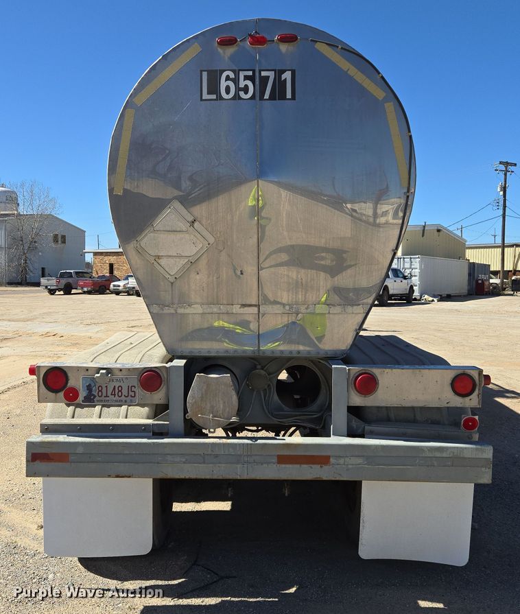 image for item DW8513 1987 Sunshine Stainless Tank & Equipment tank trailer