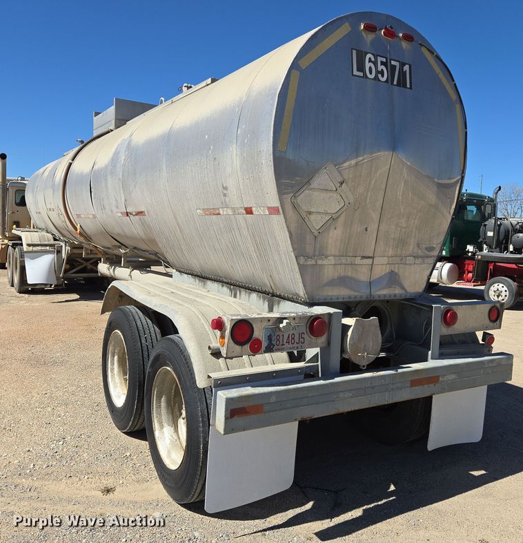 image for item DW8513 1987 Sunshine Stainless Tank & Equipment tank trailer