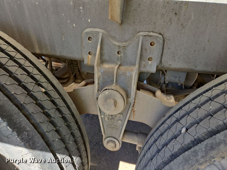 image for item DW8513 1987 Sunshine Stainless Tank & Equipment tank trailer