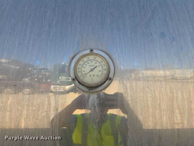 image for item DW8513 1987 Sunshine Stainless Tank & Equipment tank trailer