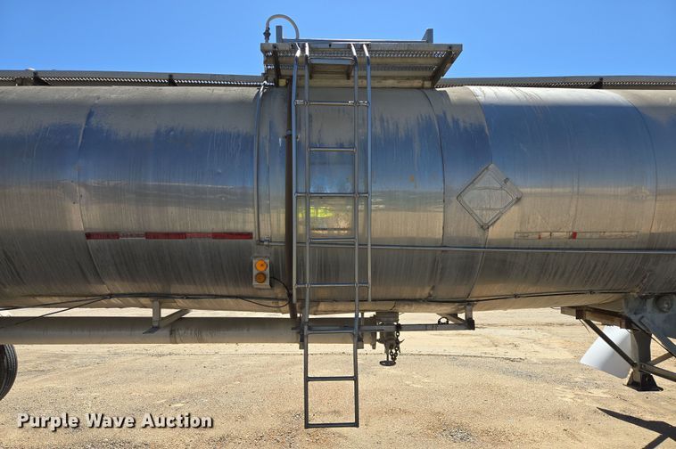 image for item DW8513 1987 Sunshine Stainless Tank & Equipment tank trailer