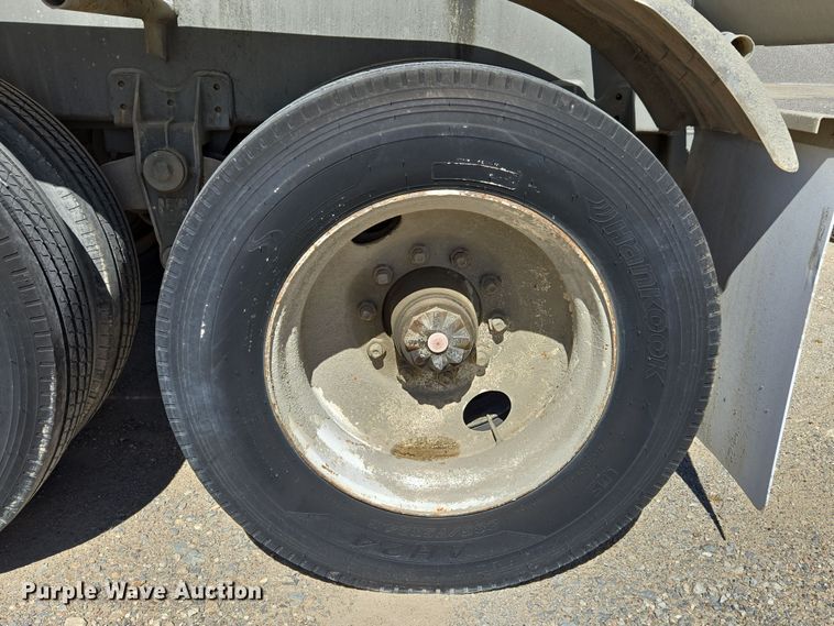 image for item DW8513 1987 Sunshine Stainless Tank & Equipment tank trailer