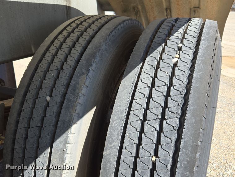 image for item DW8513 1987 Sunshine Stainless Tank & Equipment tank trailer