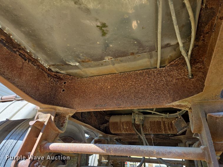 image for item DW8519 1981 Brenner tank trailer