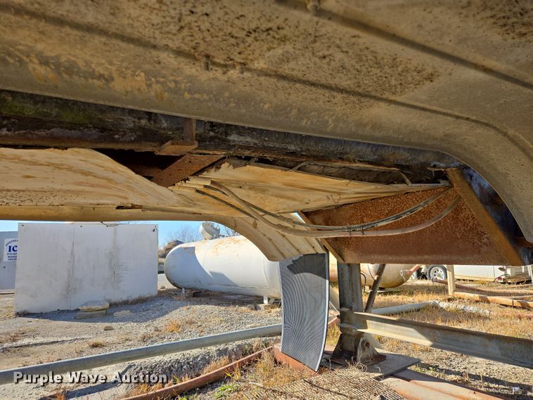 image for item DW8519 1981 Brenner tank trailer