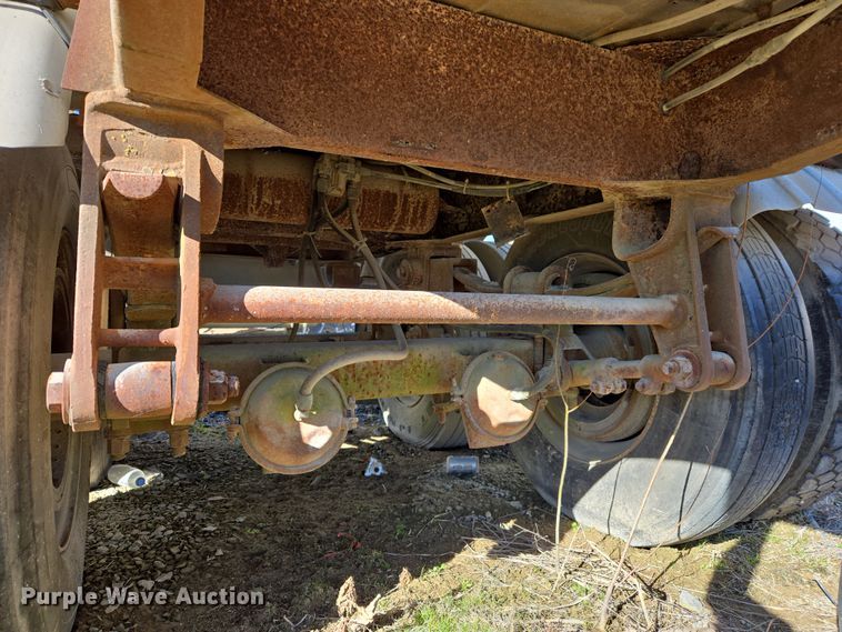 image for item DW8519 1981 Brenner tank trailer