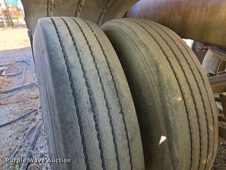 image for item DW8519 1981 Brenner tank trailer