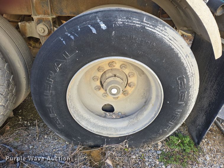 image for item DW8519 1981 Brenner tank trailer