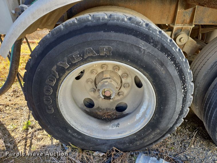 image for item DW8519 1981 Brenner tank trailer