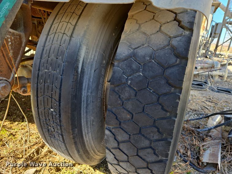 image for item DW8519 1981 Brenner tank trailer