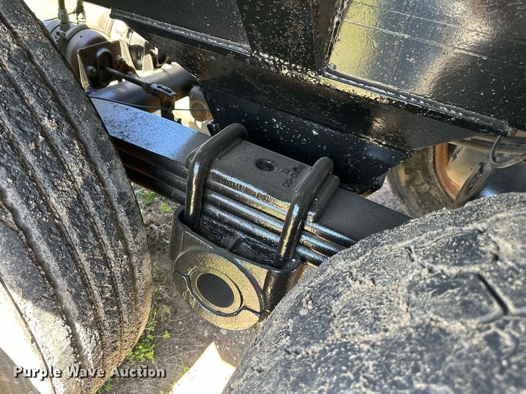 image for item DW8618 2000 CPS  Trailers bottom dump trailer