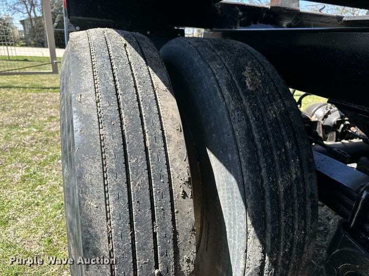 image for item DW8618 2000 CPS  Trailers bottom dump trailer