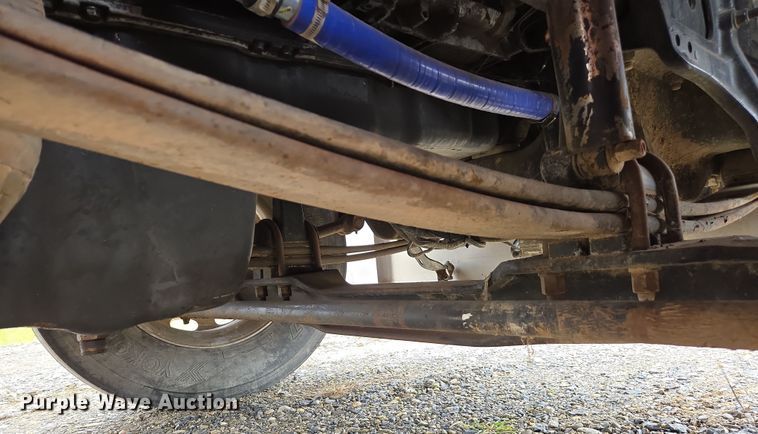 image for item EC0877 2012 Peterbilt 367 semi truck