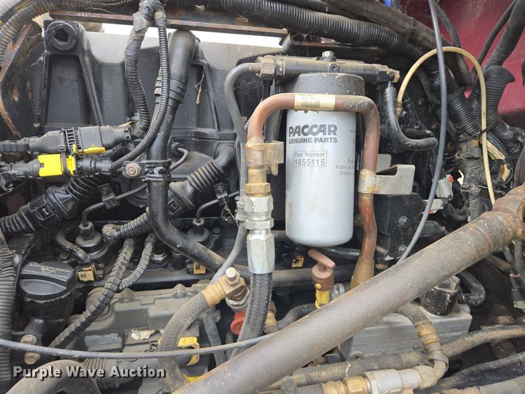 image for item EC0877 2012 Peterbilt 367 semi truck