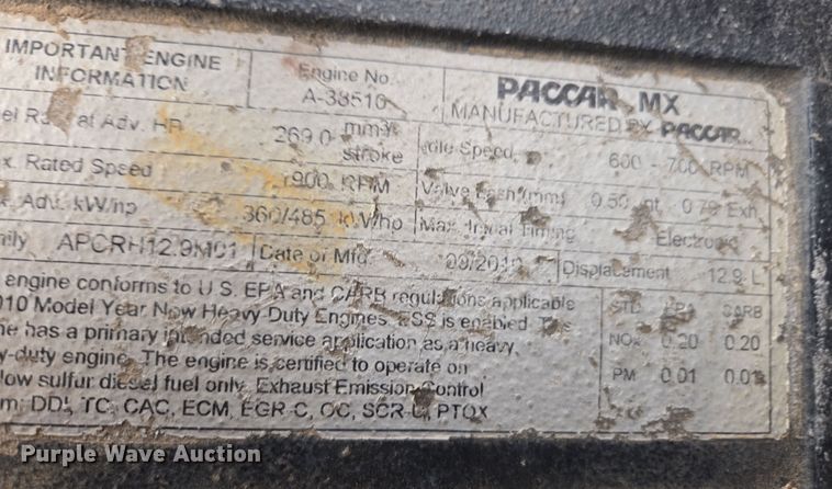 image for item EC0877 2012 Peterbilt 367 semi truck