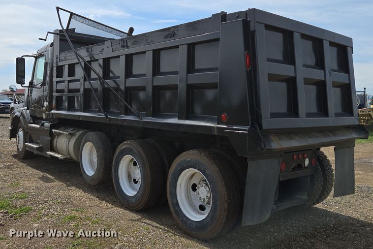 image for item EC0878 2012 Volvo VNL dump truck
