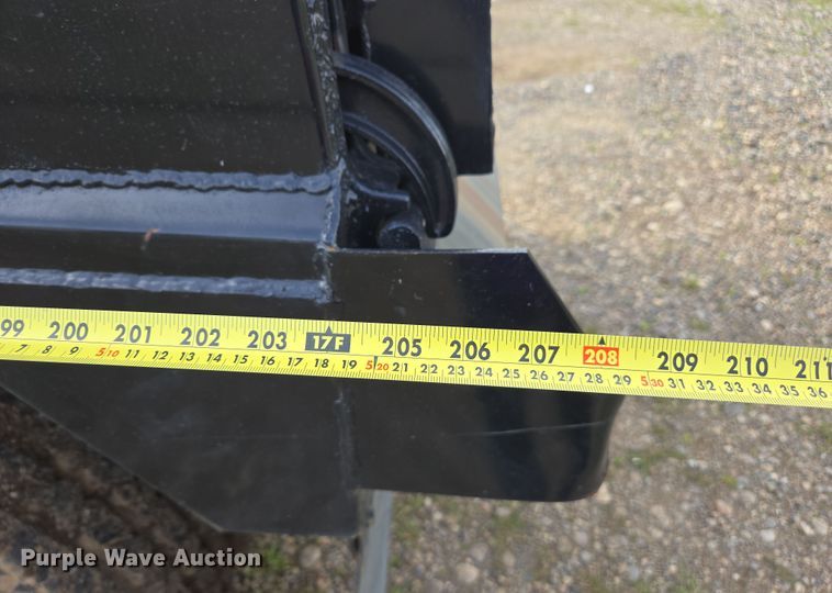 image for item EC0878 2012 Volvo VNL dump truck