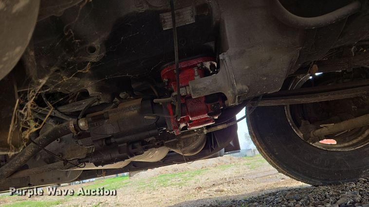 image for item EC0878 2012 Volvo VNL dump truck